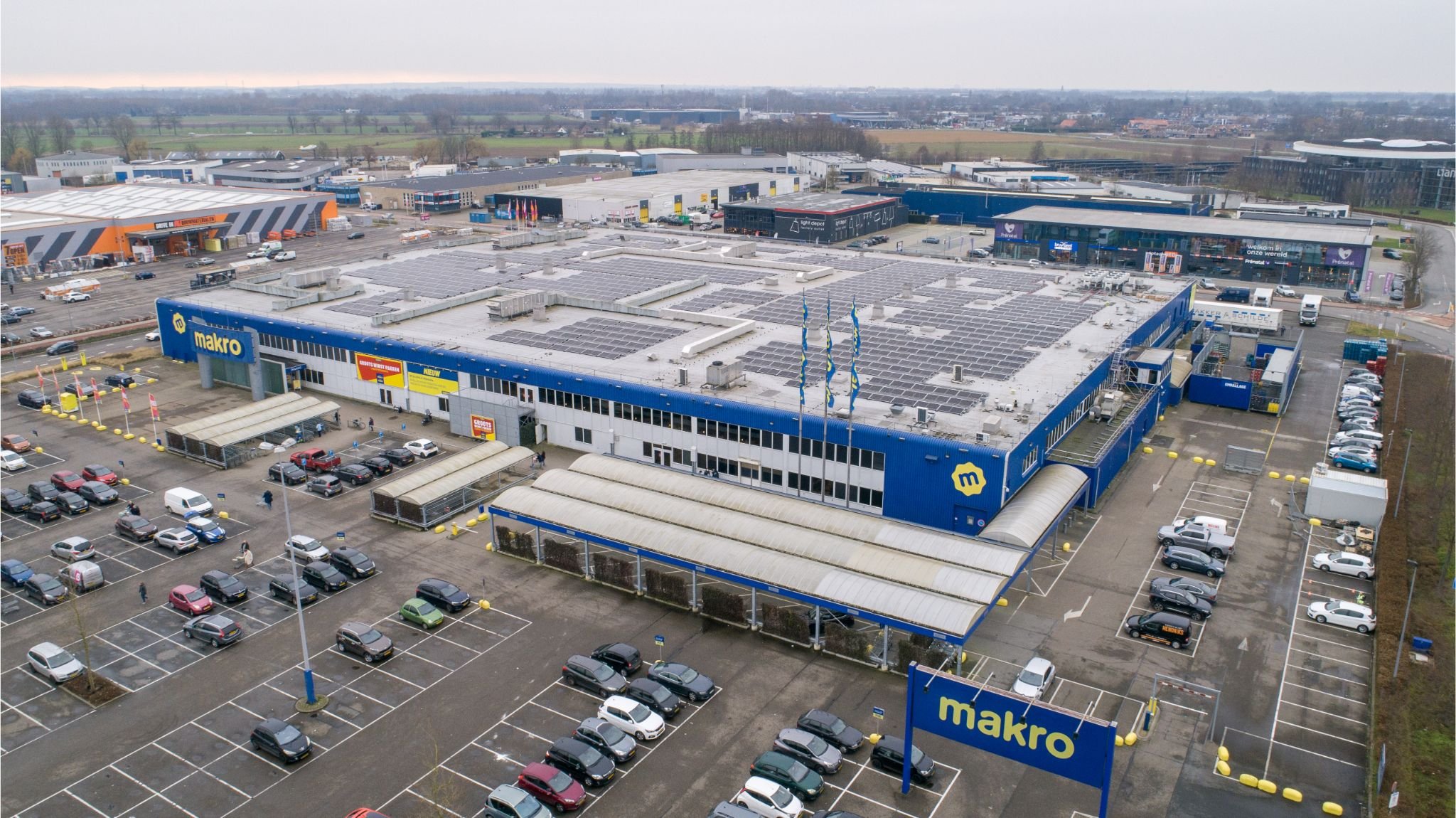 Makro zonnedak