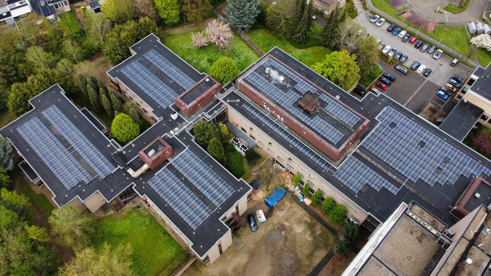 dji_fly_20230425_155618_70_1682496034994_photo_optimized